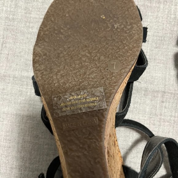 Gap Wedge Shoes with Ankle Buckle - Picture 6 of 6